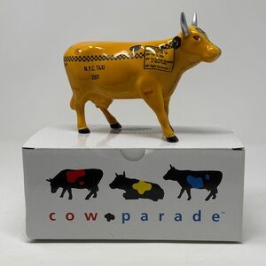 NWT Cow Parade Retired Taxi Cow Collectible Figurine #9160